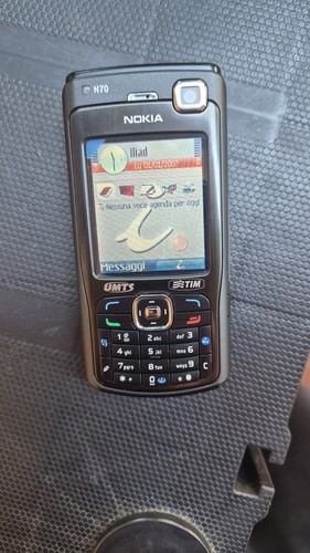 Nokia n70 con pellicola pari - con,